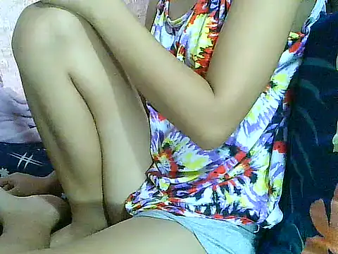 PinaySkinnyGirl's Live XXX Chat