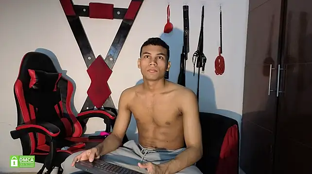 GoldenBoyDuo's Live XXX Chat