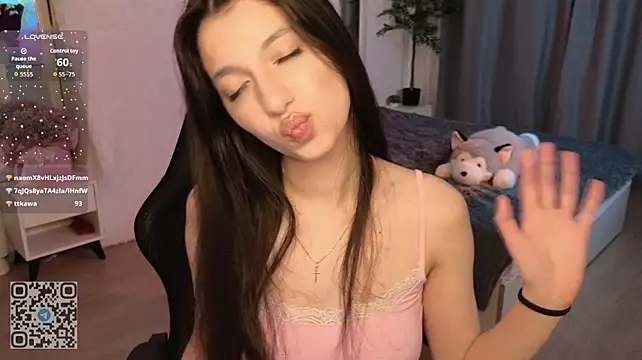 Honeycamilla's Live Chat Room