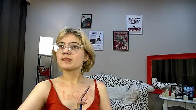 צ'אט XXX בשידור חי של RuraBlare