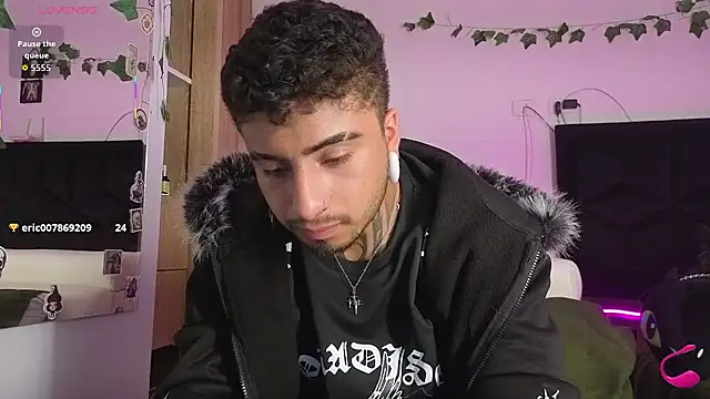 Chat XXX en directo de JuanCamiilo_66