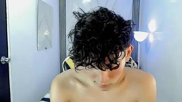 XXX chat uživo modela FUNNY_DICK_