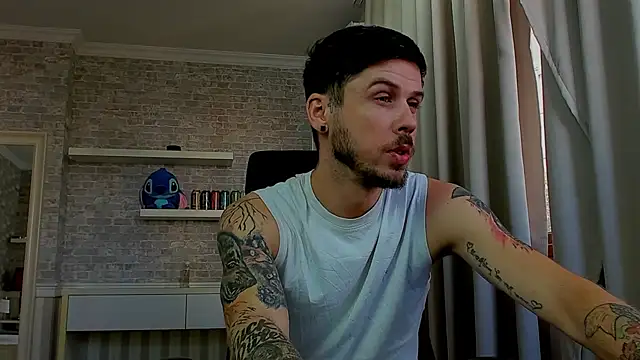 JonahShaw 라이브 XXX 채팅