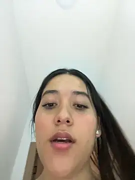 Nhefertary's Live XXX Chat