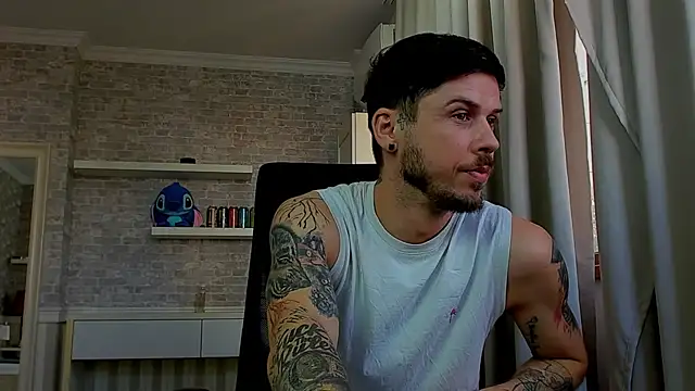 JonahShaw 라이브 XXX 채팅