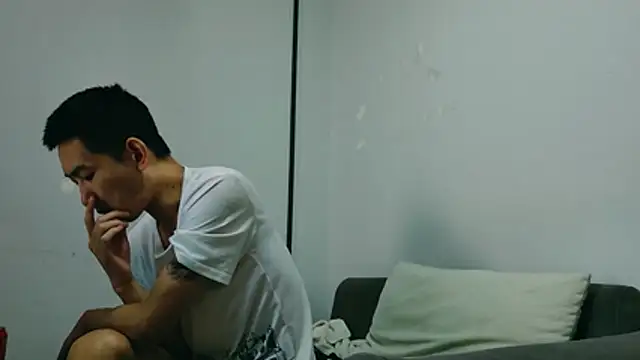 XXX chat uživo modela duzitengqq