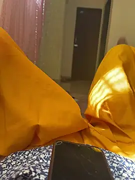 Chat +18 de Kira105xxx ao vivo