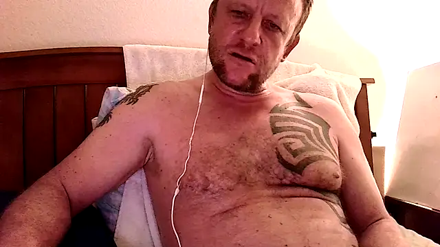 Yournaughty's Live XXX Chat