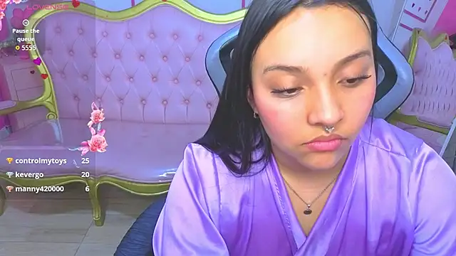 Živý XXX chat lia_harper_t