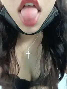 Chatroom XXX en direct de HazelCharm