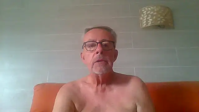 Chat +18 de tuggy59 ao vivo