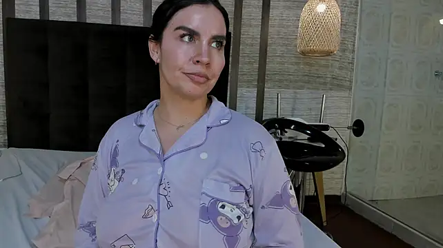 دردشة Hannah_Cross الجنسية المباشرة