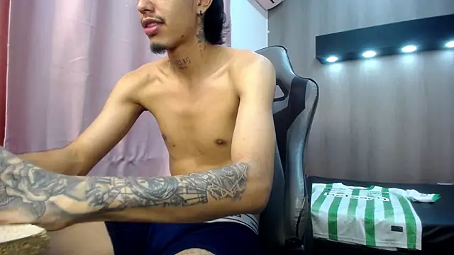 Tayson_Hot Live XXX-Chat