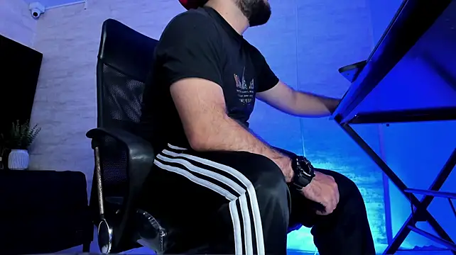 Онлайн чат XXX jhon_bear03