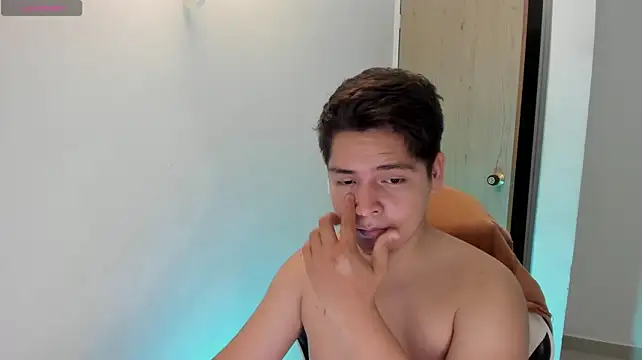 Asta_YunoXXX Chat XXX in diretta