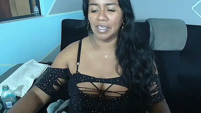 saggil23 Chat XXX in diretta
