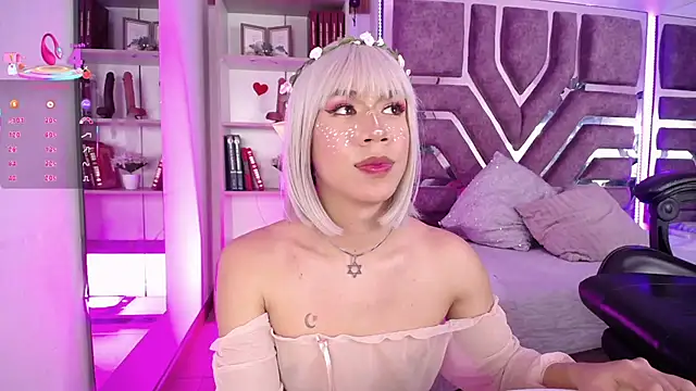Eva_Walkerr_ XXX чат на живо