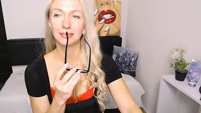 Cute_Smile_Shy's Live XXX Chat