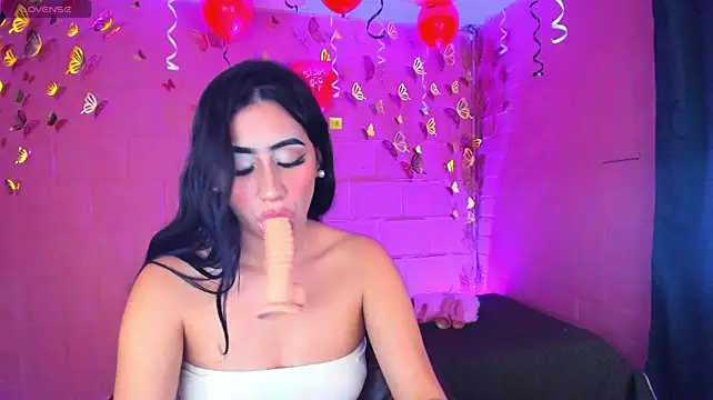 Chatroom XXX en direct de candy__rosse