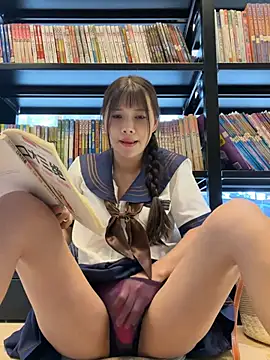 Fire-18's Live XXX Chat