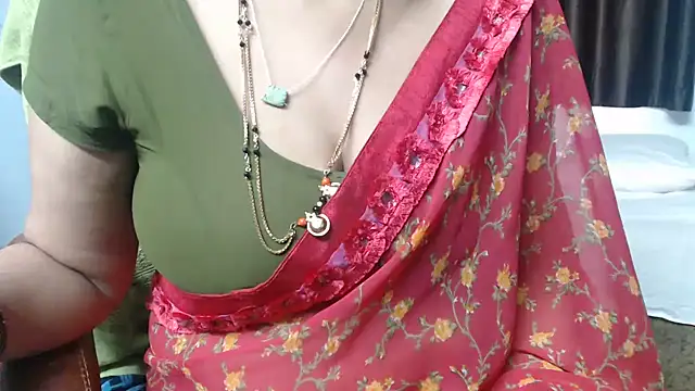 sunitha-3 Chat XXX in diretta