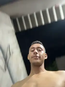 Boy_hot-: απευθείας συνομιλία ΧΧΧ
