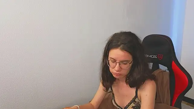 Jessica-Adams Live XXX-chat