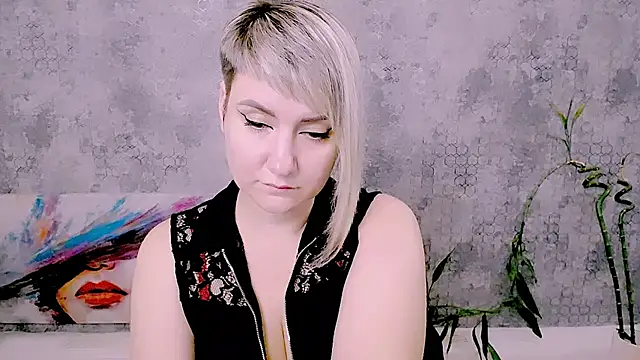 Czat XXX na żywo – Djullia