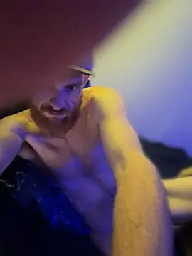 neonginger Chat XXX in diretta