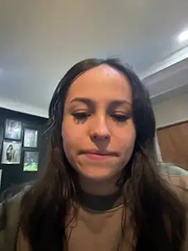 Eymmy_24's Live XXX Chat