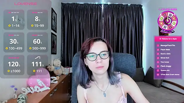 MiniLysii Adlı Modelin Canlı XXX Sohbeti