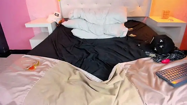 SmithBonilla 라이브 XXX 채팅