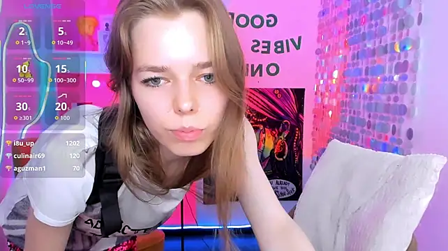 Chat +18 de TinaTayylor ao vivo