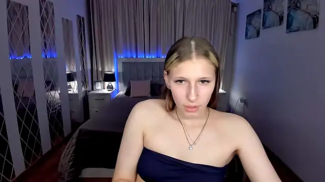 Chat +18 de MiaCream ao vivo