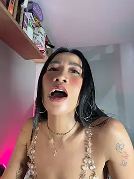 AsianMilfSheryl: απευθείας συνομιλία ΧΧΧ