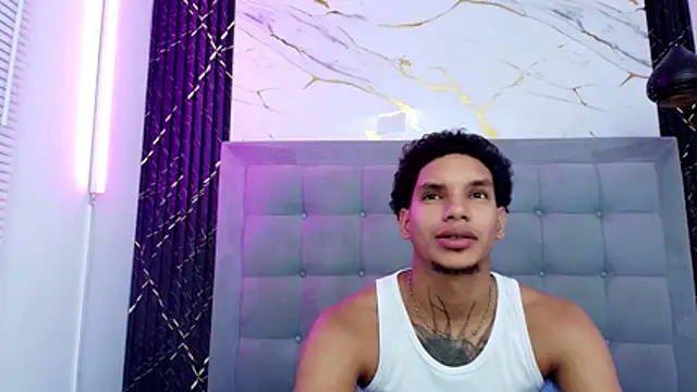 kai_storm77's Live XXX Chat