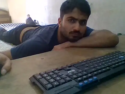 Chat +18 de Rooh_afza_22 ao vivo