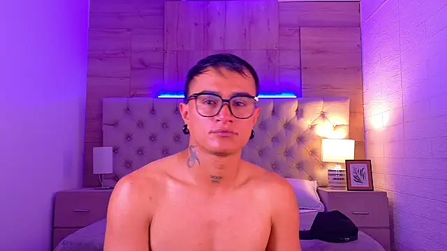LiamDeeps – Naživo XXX chat