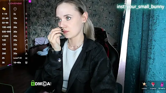 Your_small_bunnyn Live XXX chat
