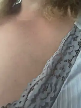 jusichka Live XXX Chat