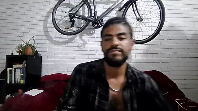 Chat +18 de JBond007BBC ao vivo
