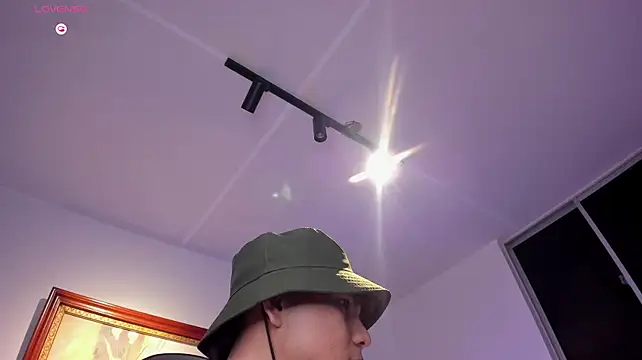 RoyConstance live XXX chat