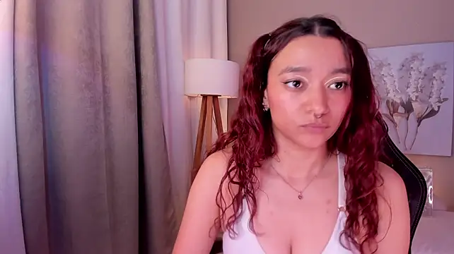 دردشة charlotte_bluee الجنسية المباشرة