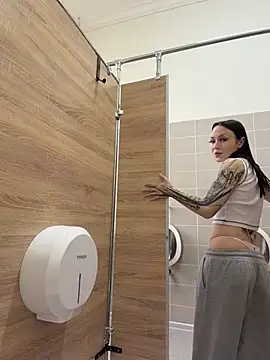EliteBitch Chat XXX in diretta