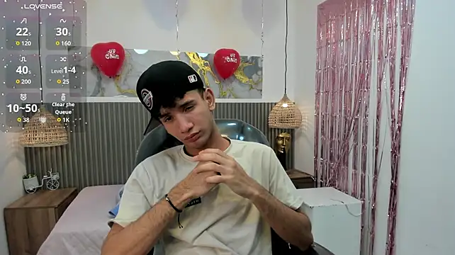JDWhite18 Live XXX-chat