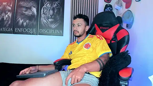 Dackson77 – Live XXX-chat