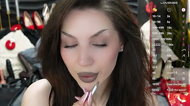 Онлайн чат XXX MistressDarsy