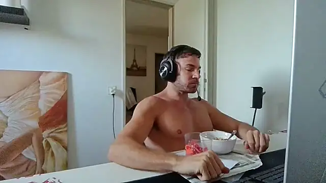 Chat +18 de alpha-hunk ao vivo