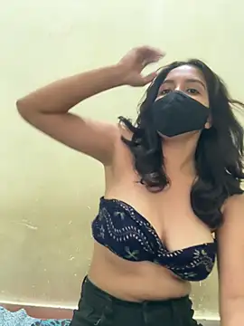Pooja_982's Live XXX Chat