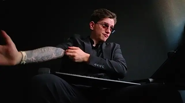 FelixStarkk's Live XXX Chat